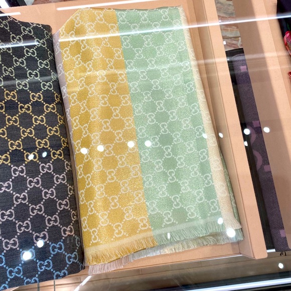 Gucci Silk Wool Shawl - Picture 10 of 10